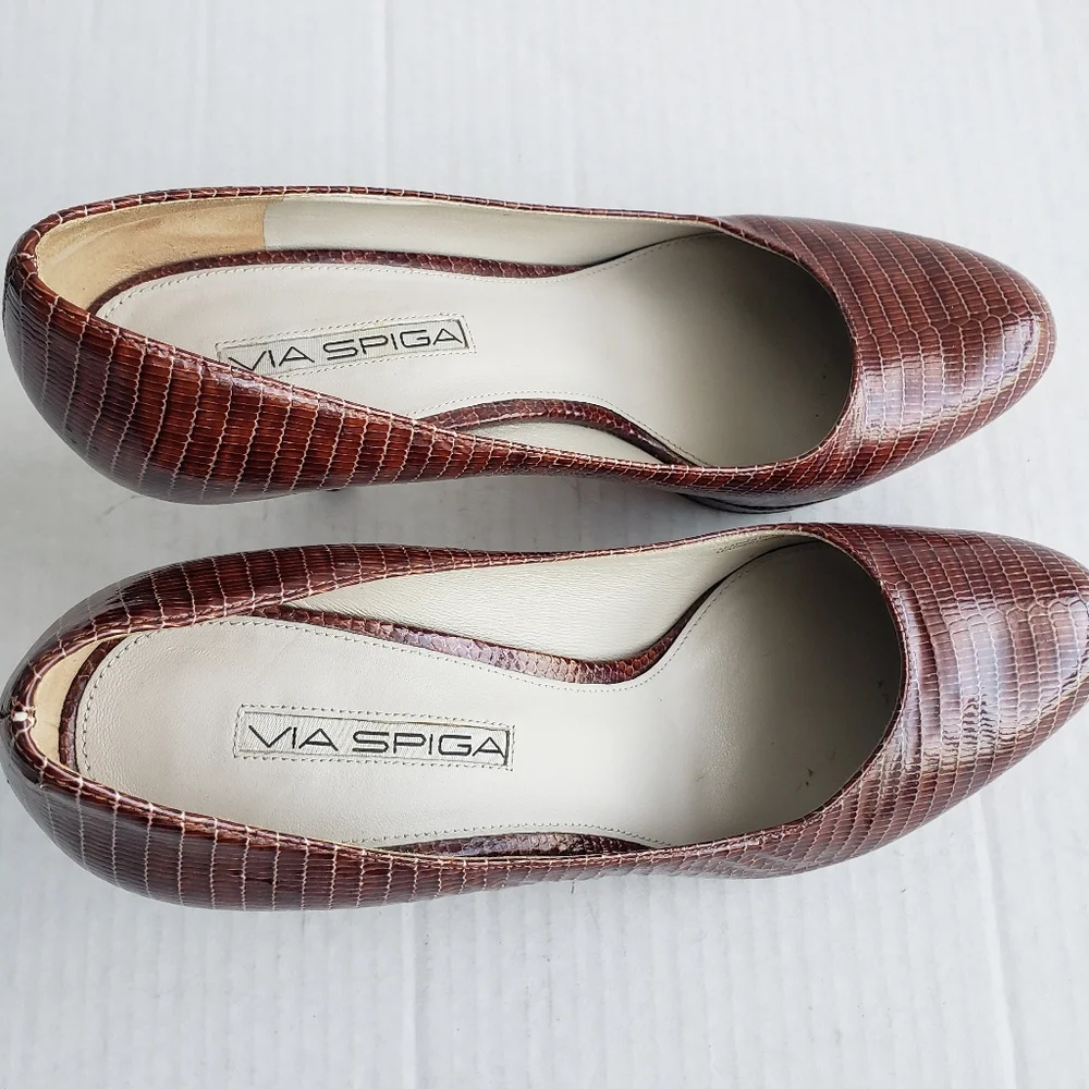 Via spiga croc leather heels size 7.5M